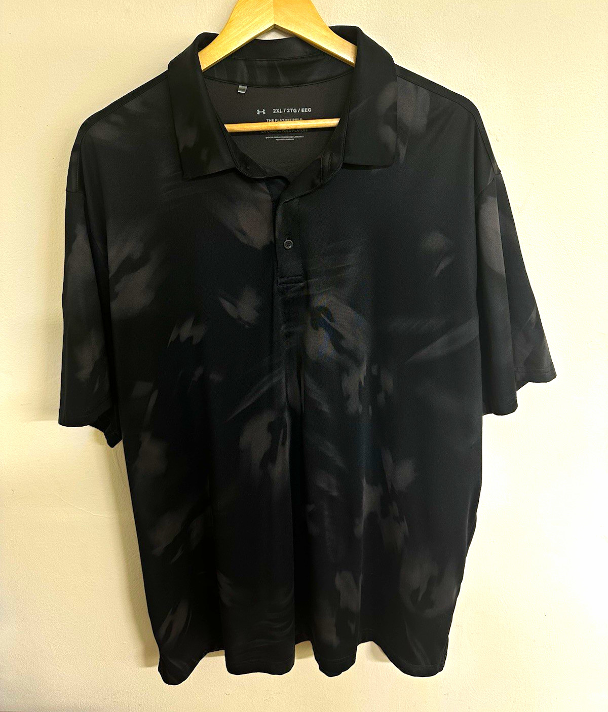 Under Armour The Playoff Polo Black Camo Short Sleeve Collared Shirt Men’s 2XL