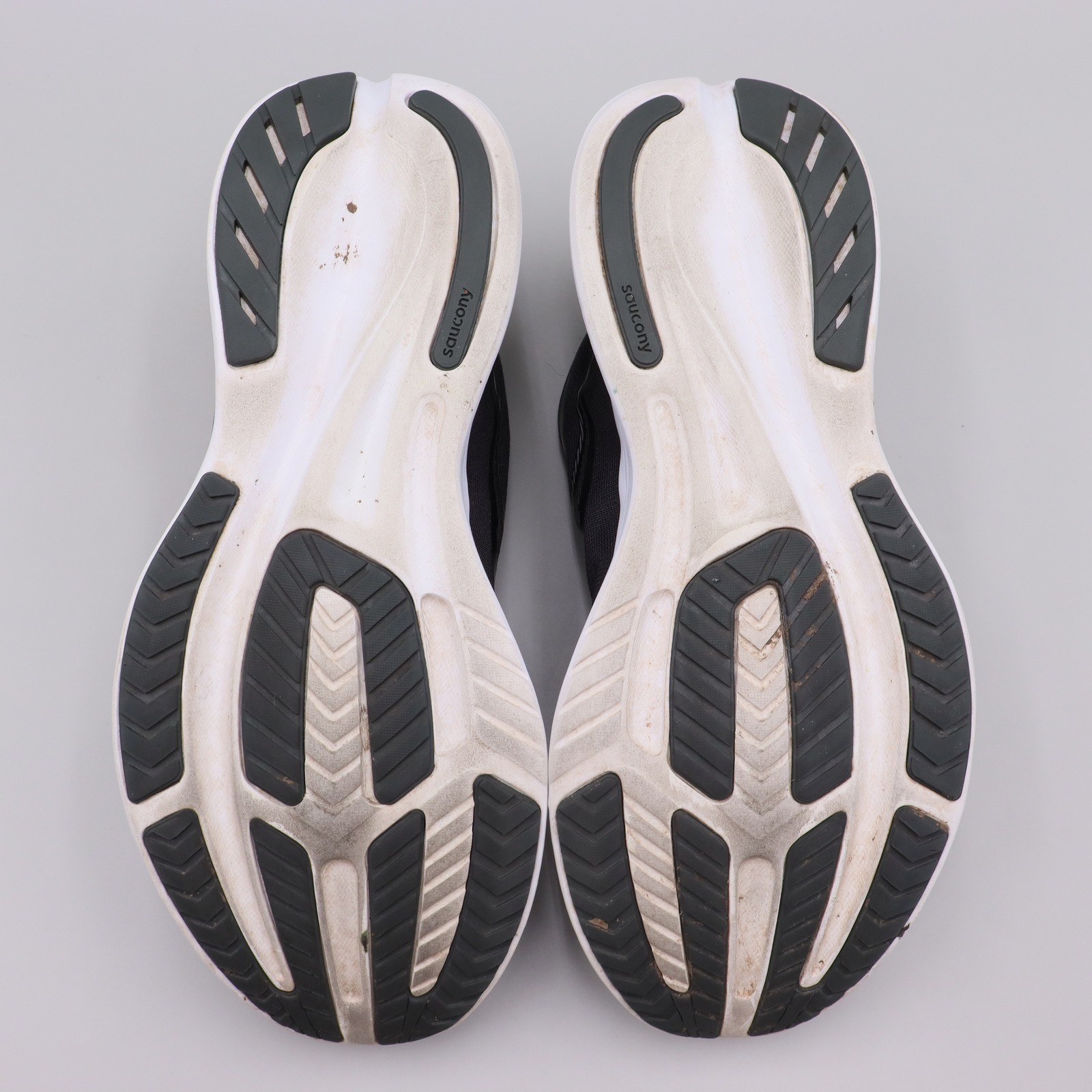 Saucony Ride 15 Womens Size 11.5 Wide US Black White Athletic Running Shoes
