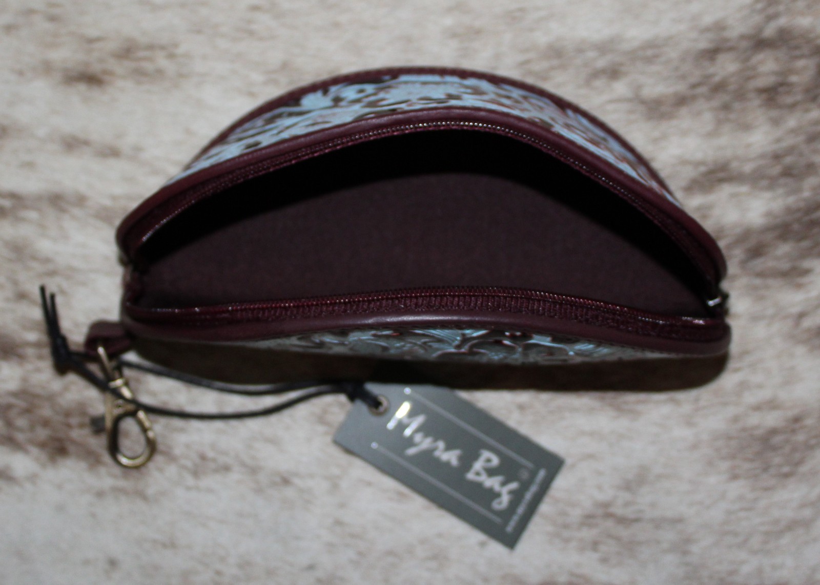 Myra Bags #5461 Embossed Leather Sunglass Case~7″x2.5″~Unique Design~Padded~