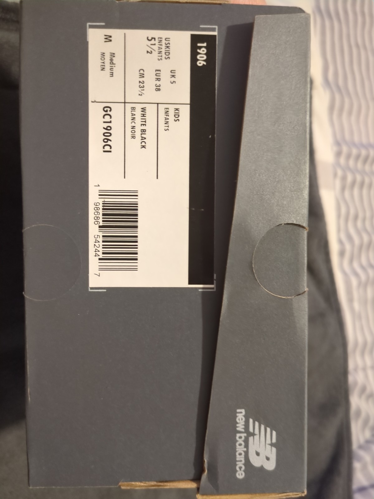 New Balance 1906 White/Black Size 5.5 Kids GC1906CI Brand New