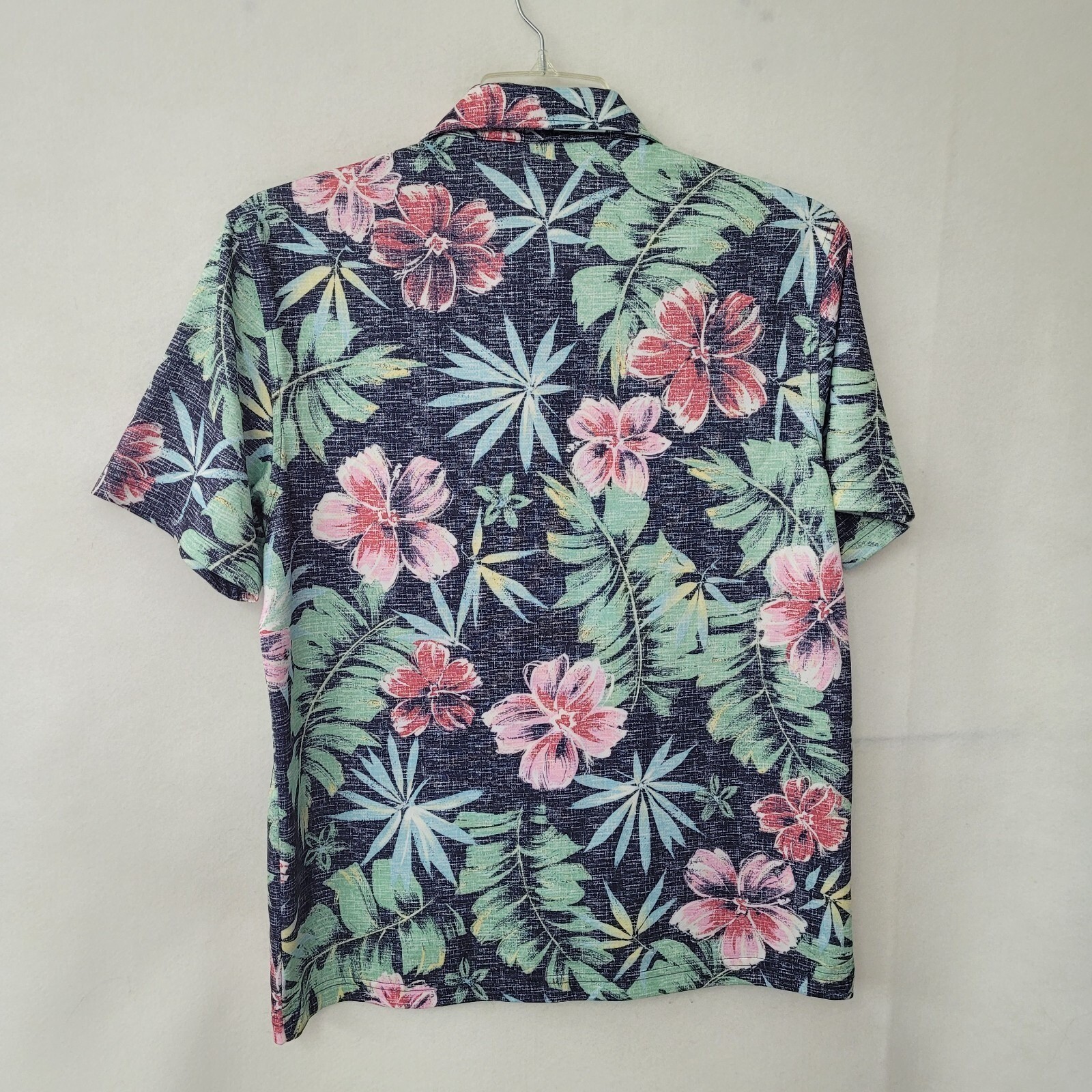 IZOD Saltwater Relaxed Classics Shirt M Tropical Floral Print Short Sleeve Polo