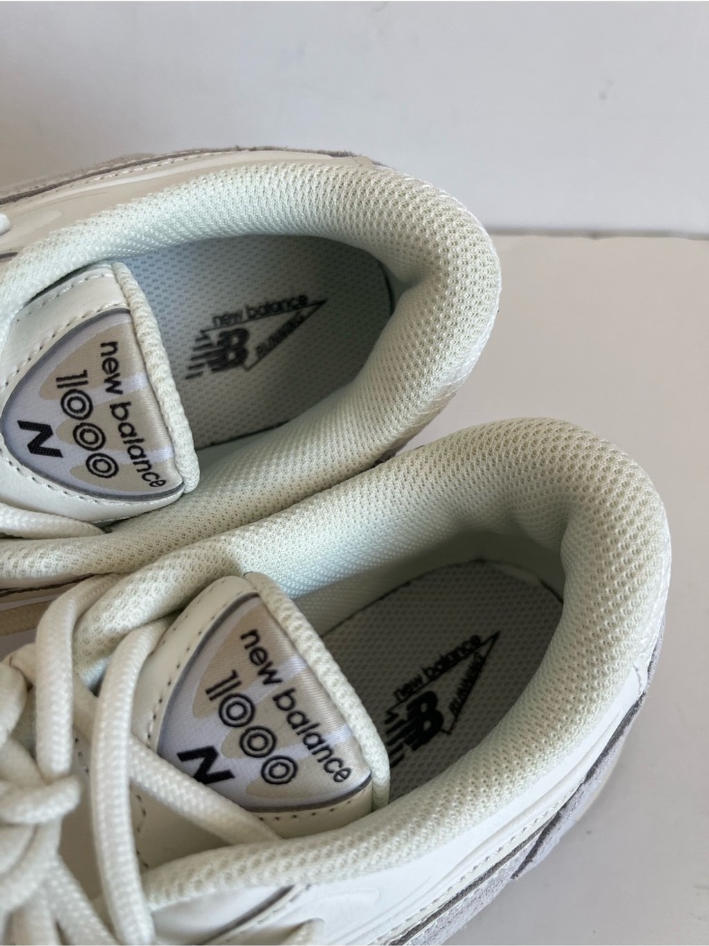 New Balance 1000 Pearl White Gray Sneakers size boy,men 6.5 /Women8