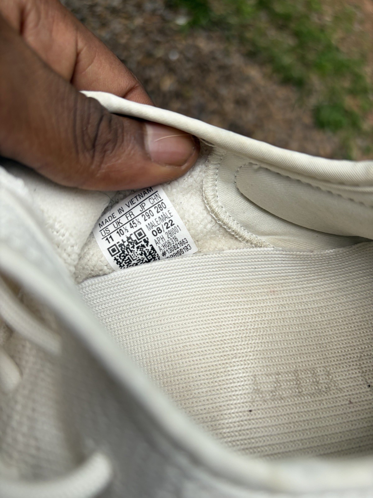 adidas Yeezy Boost 350 V2 Bone HQ6316 Low Top Sneaker Kanye West 2022