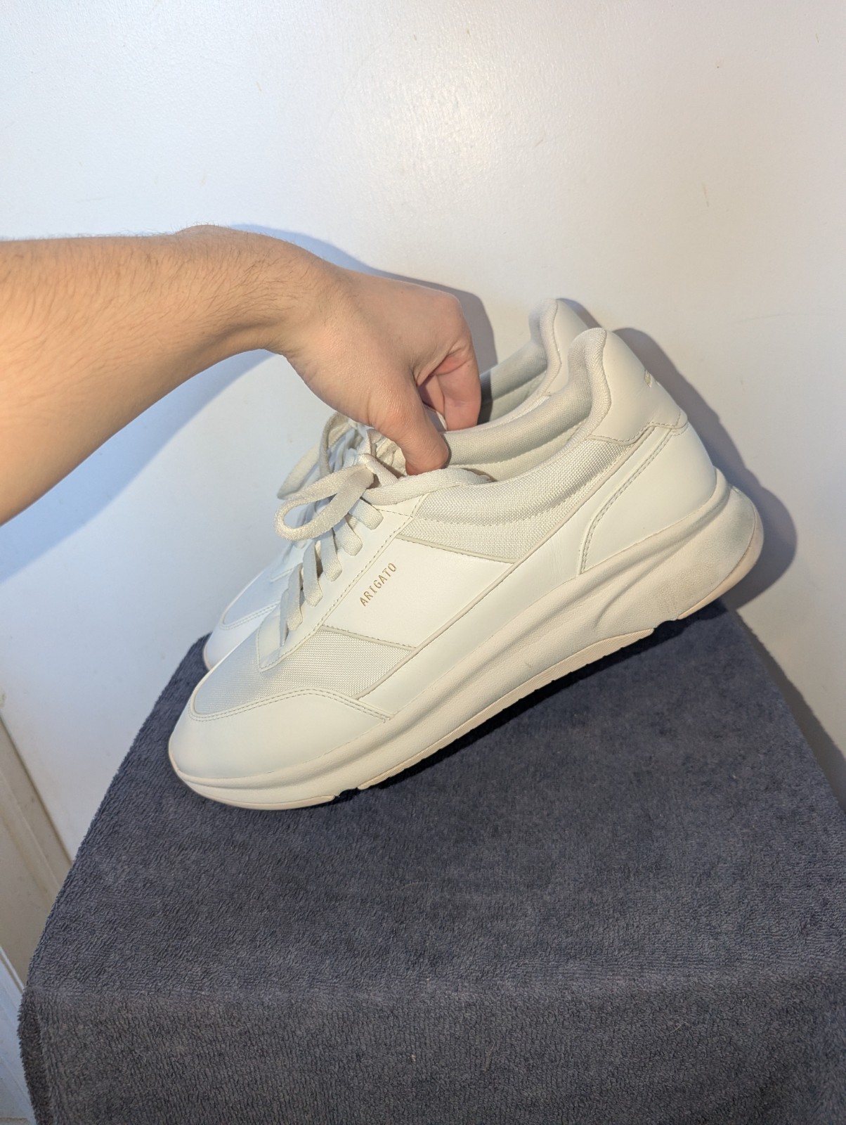 Axel Arigato Genesis Neo Runner Sneakers Mens Size 12 White Leather Mesh