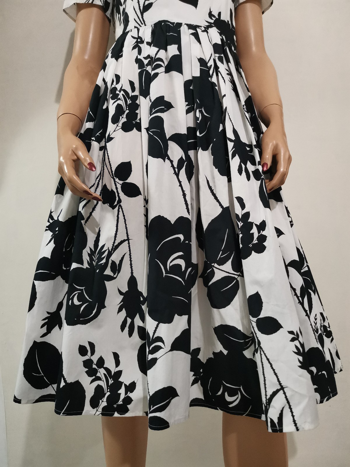 🆓US🛃 FW2015 Dolce&Gabbana black roses floral printed cotton dress IT 42