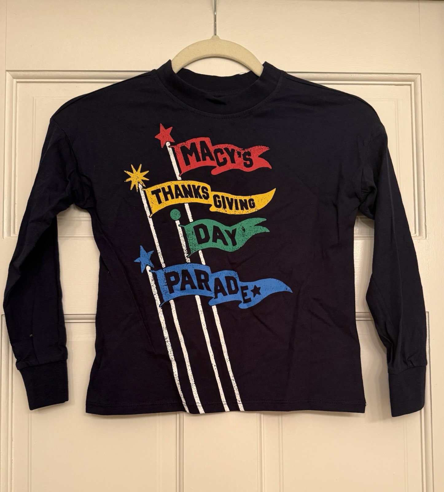 Macy’s Thanksgiving Day Parade Little & Big Kids Long Sleeve T-Shirt Size M 1785