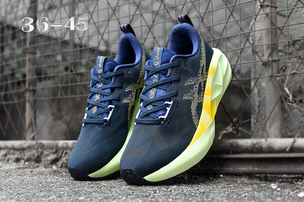 Novablast 5 Men Shoe Comfort Lifestyle Sneaker