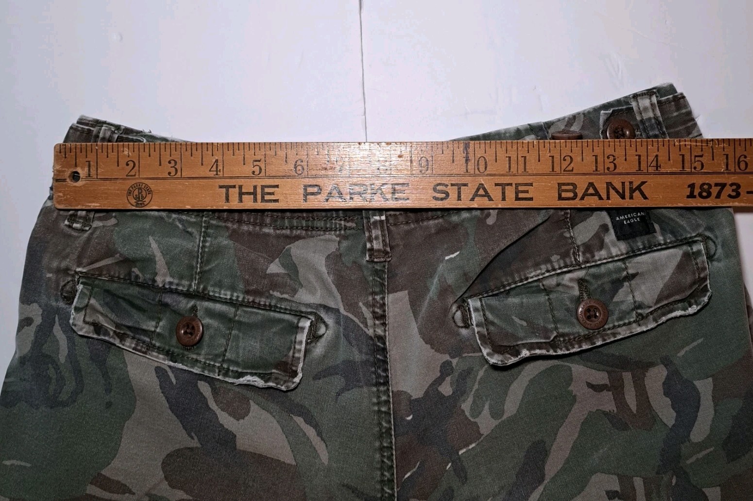 American Eagle Mens Next Level Flex Camo Cargo Shorts Size 30 . Read Description