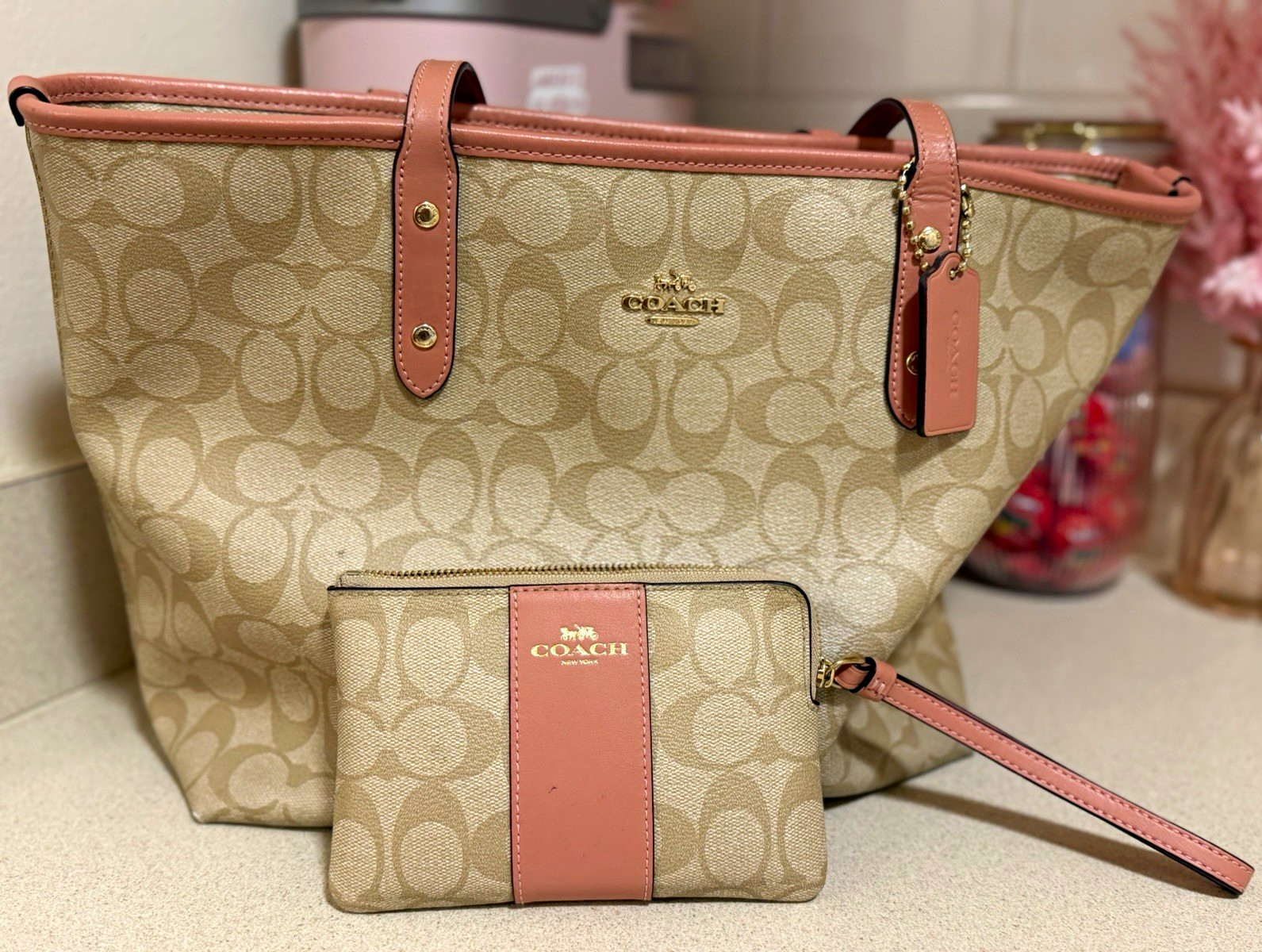 Coach Signature Logo Large Tote Zip Bag Beige/Pink w/ Wristlet Pouch
