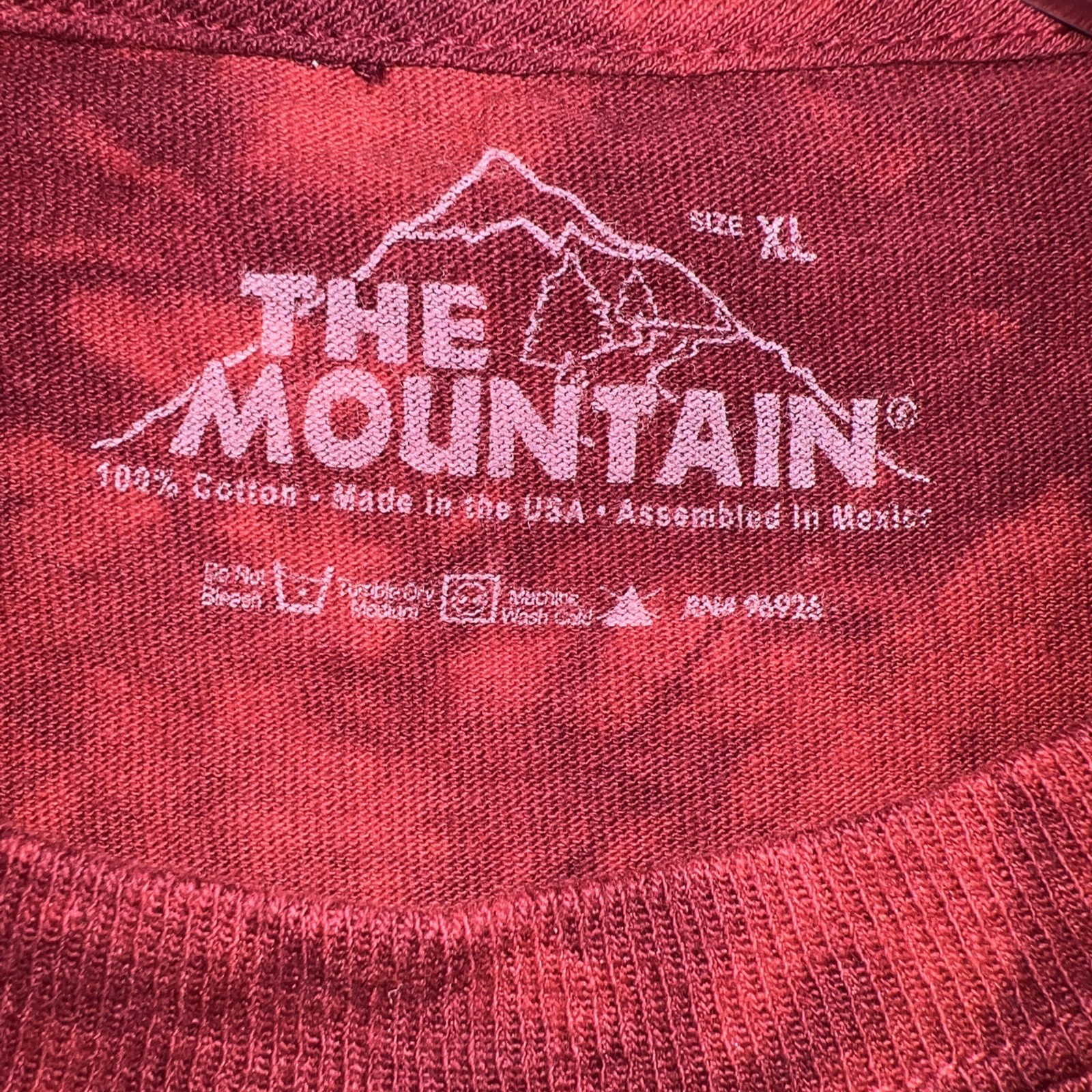 The Mountain Horse T Shirt Mens Sz XL Red Tie Dye Pinegrove Kim McElroy 2007 Tee