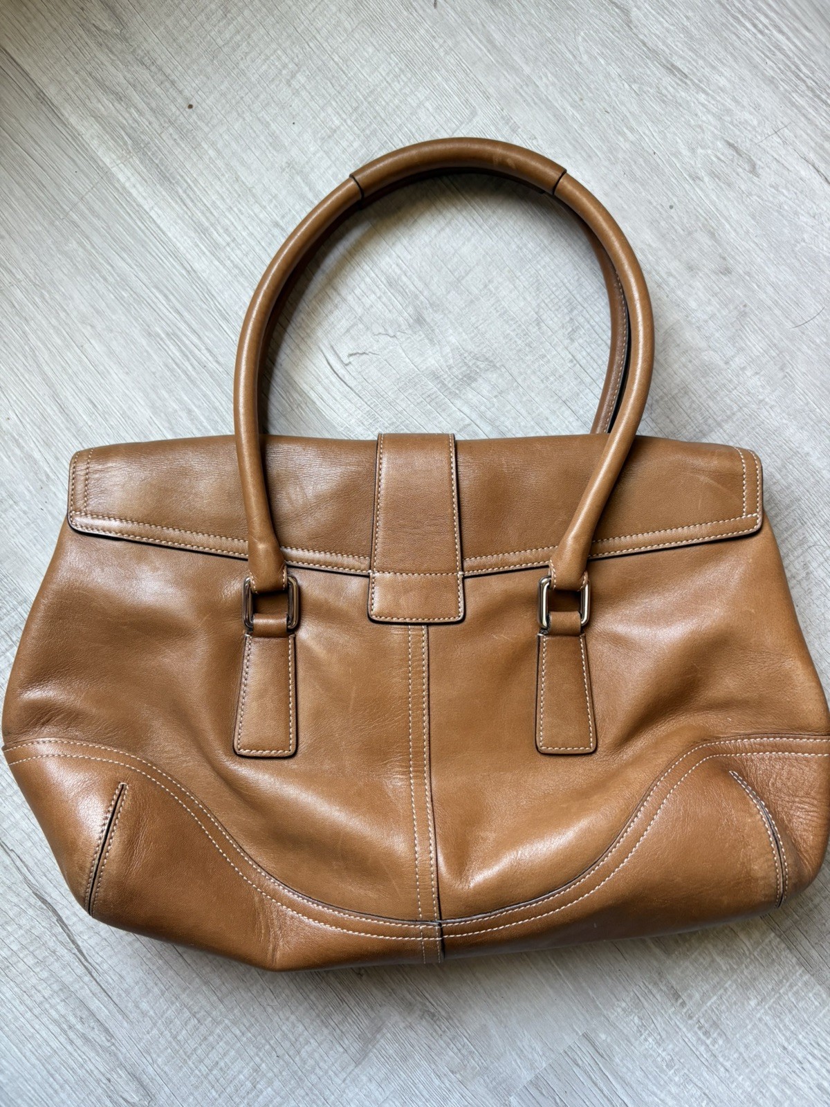 Vintage Y2K Coach Hampton Soho Flap Shoulder Bag Brown Saddle Leather F08A11