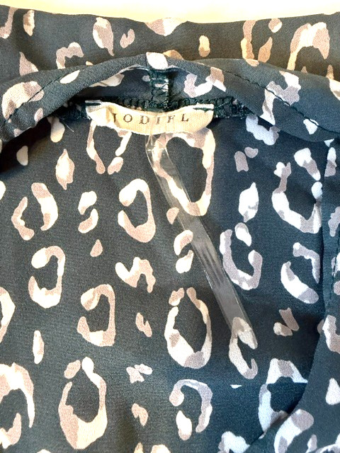 Jodifl Leopard Print Blouse Size Medium Green/Grey/Beige #0006