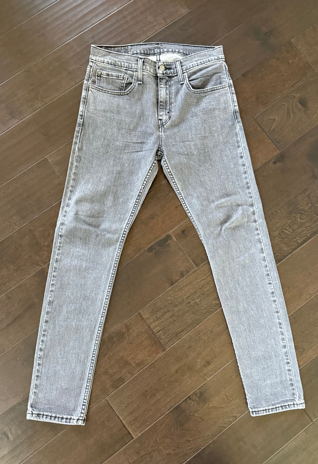 Levi’s 512 – Slim Taper Men’s Jeans – Gray – 31″ X 32″