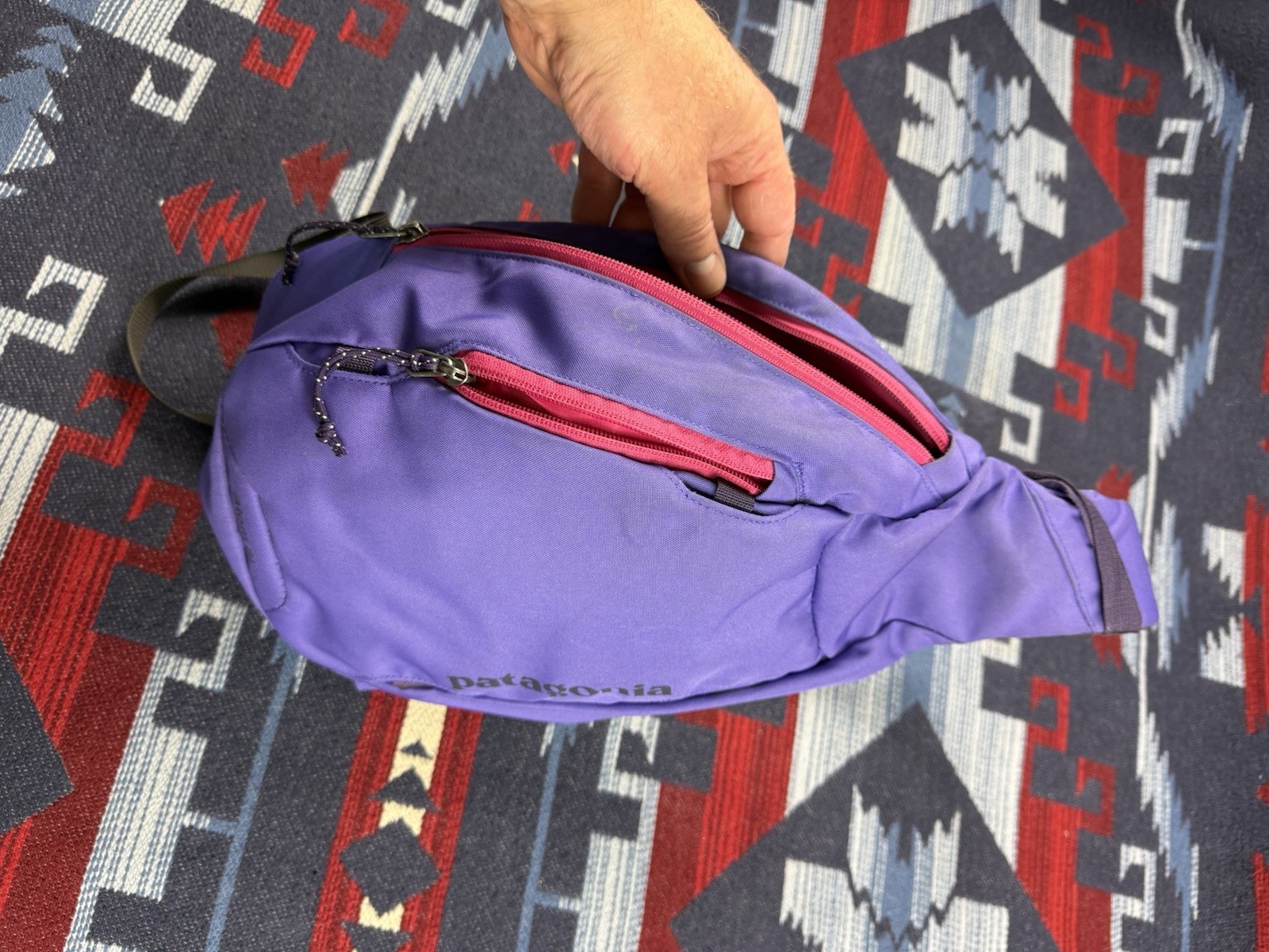 Patagonia Atom Sling 8L Women Bag Outdoor Purple Violet Rare Color Carry On Pack
