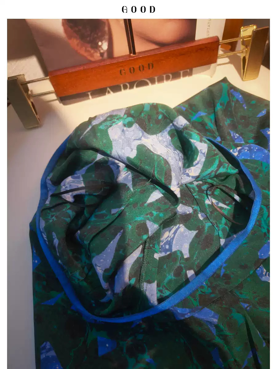 DRIES VAN NOTEN Bias Cut Printed Skirt Back Slit Runway Womens