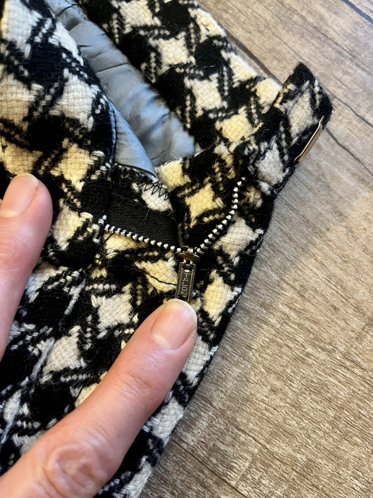 Vintage 1973 Houndstooth Maxi Skirt 38” Length Union Made Special Order TD Belk
