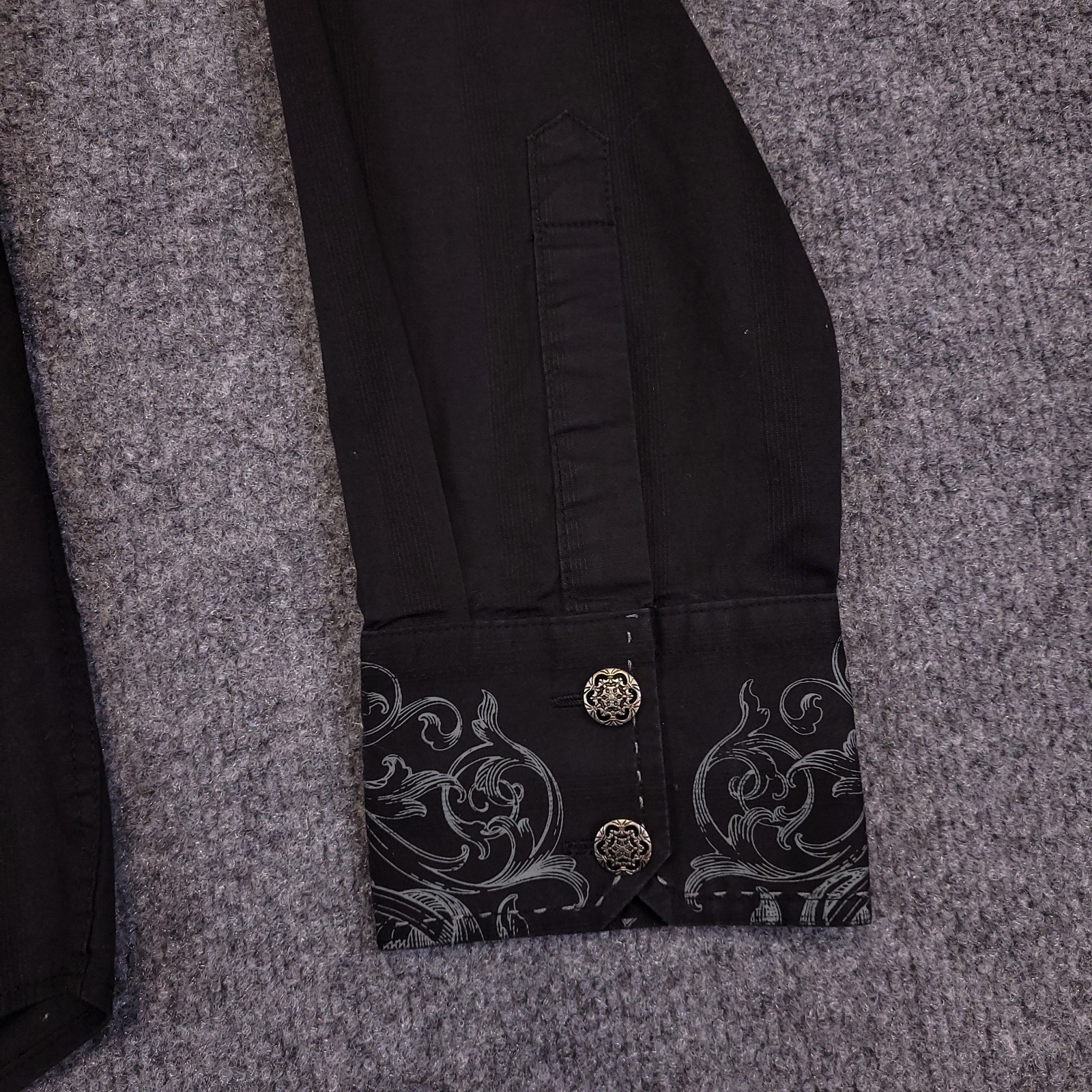 7D 7 Diamonds Embroidered Button Down Shirt Mens XL Black Stretch Metal Button