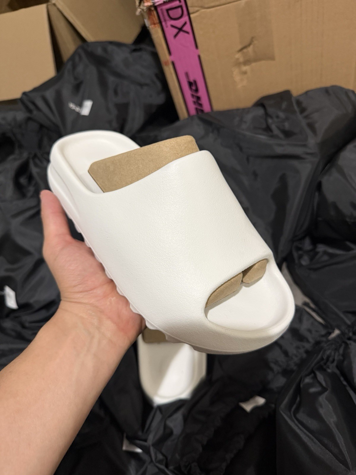 YEEZY SLIDE YZY YS-01 WHITE-SIZE 9 SAME DAY SHIPPING)
