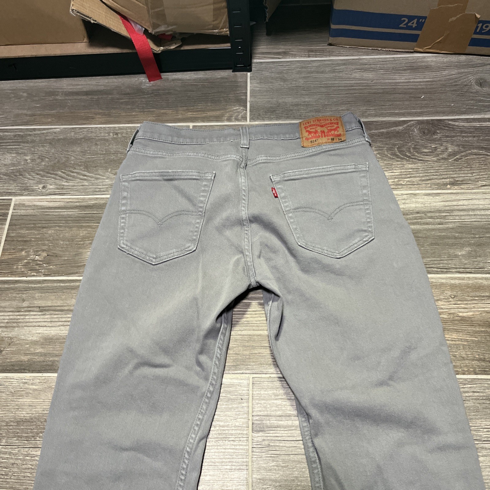 Men’s Levi’s 514 Straight Fit Gray Pants Size 32”x34”