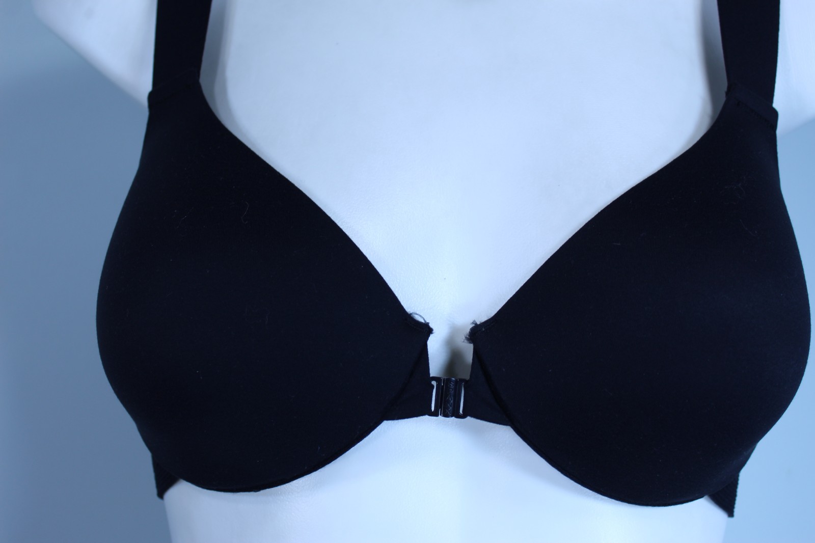 Spanx 30011R Lined Underwire Front Closure T-shirt Bra 34C black