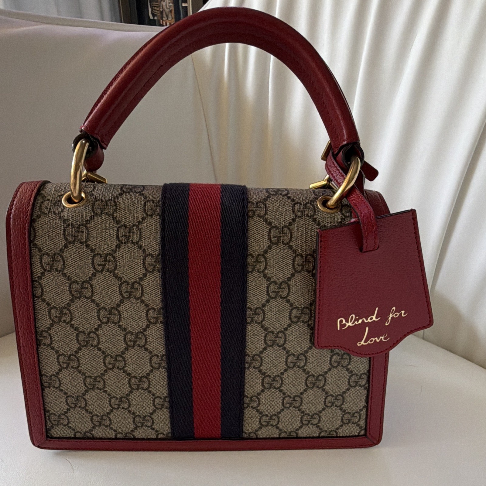 Gucci Queen Margaret GG Supreme Bee Shoulder Bag Red Navy 476541 Authentic Card