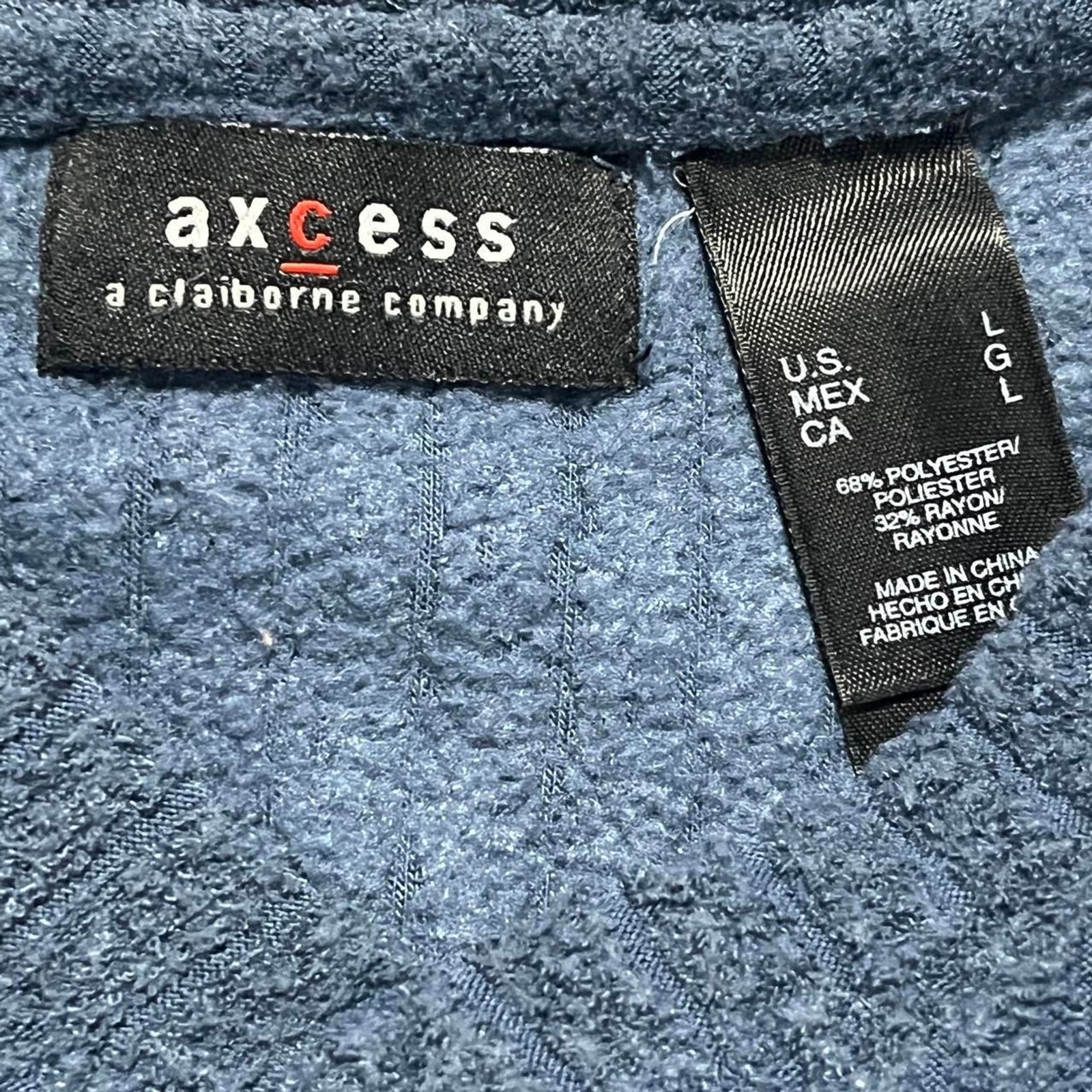Men’s axcess blue sweater striped