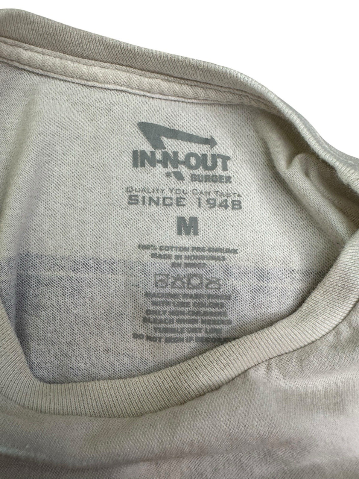 In-N-Out Men’s T-Shirt Size M White Burger California Classic Cars Graphic Tee