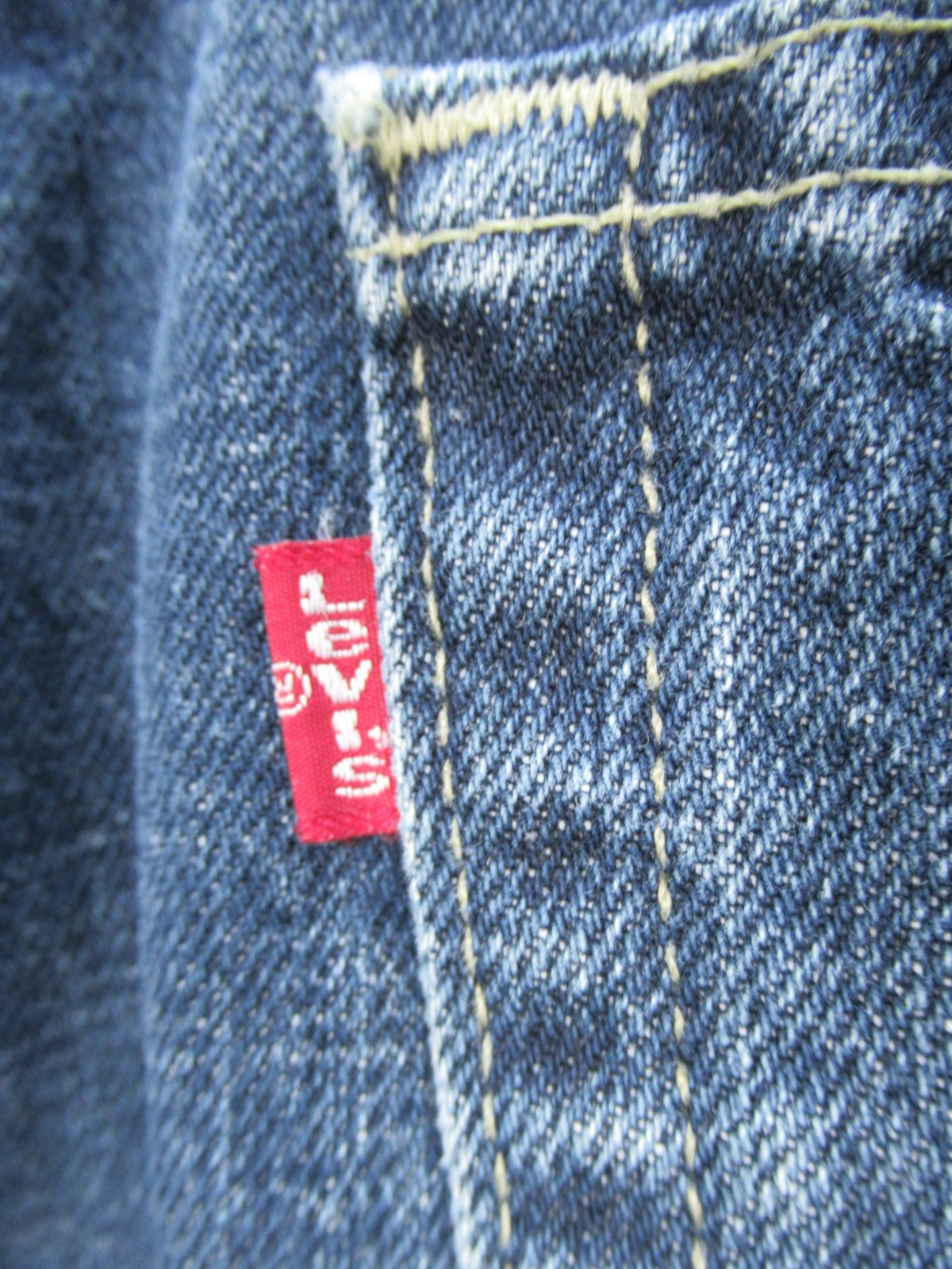 Vtg Levis 505 Jeans Mens 38×32 (Fits 34×31) Straight Leg Blue Fly Zipper