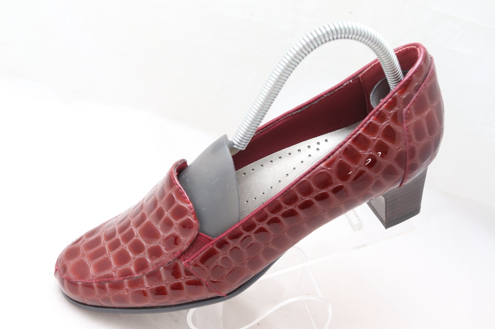 TROTTERS Women’s Size 9M Croc Print Patent Leather Slip On Pumps T1274