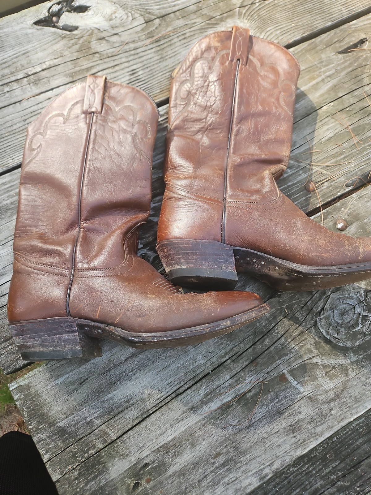 J. Chisholm Men’s 9.5 D Handcrafted Western Style 911 Leather Cowboy Boots USA