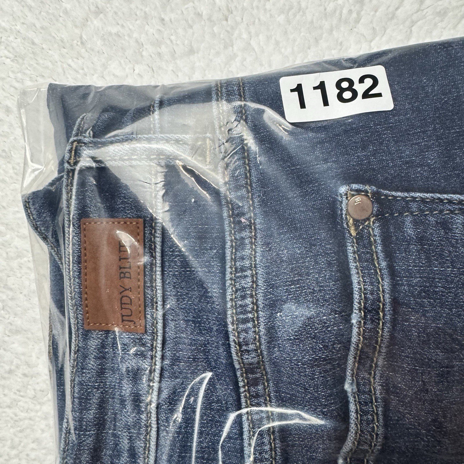 JUDY BLUE Jean Womens Size 9/29 Boyfriend Fit Mid Rise Medium Wash Stretch Denim