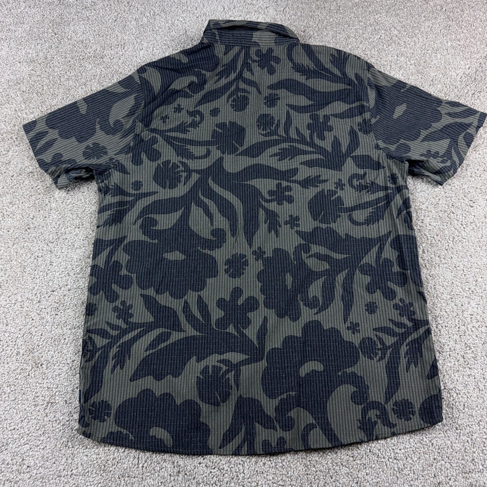 Roark Shirt Mens Extra Large Green Bless Up Button Up Perforated Vented Hiking