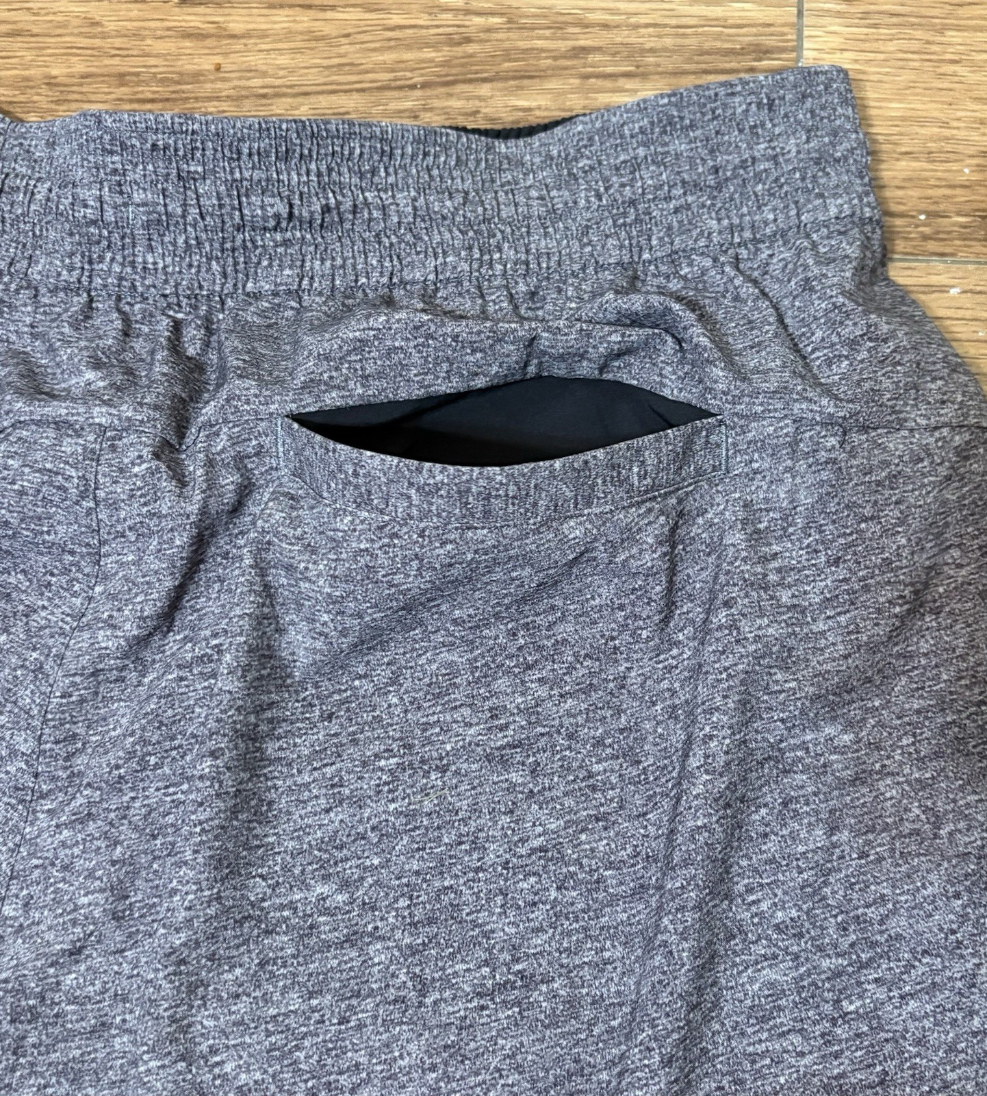 Lululemon Women’s Heather Lux Multi Black Spring Break Away Shorts II 3″ Size 12