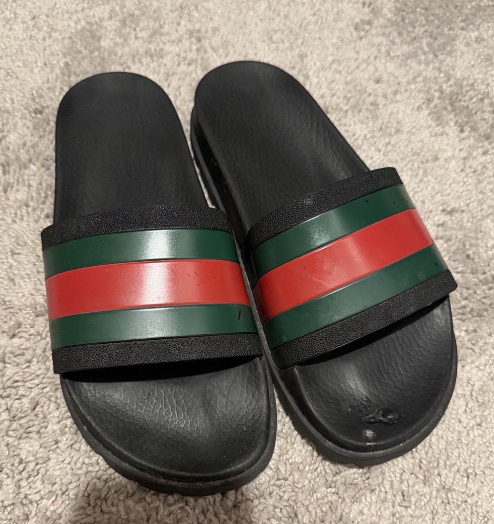 Gucci Men’s Black Slide Sandals Red/Green Web Stripe Logo US 9 Rubber