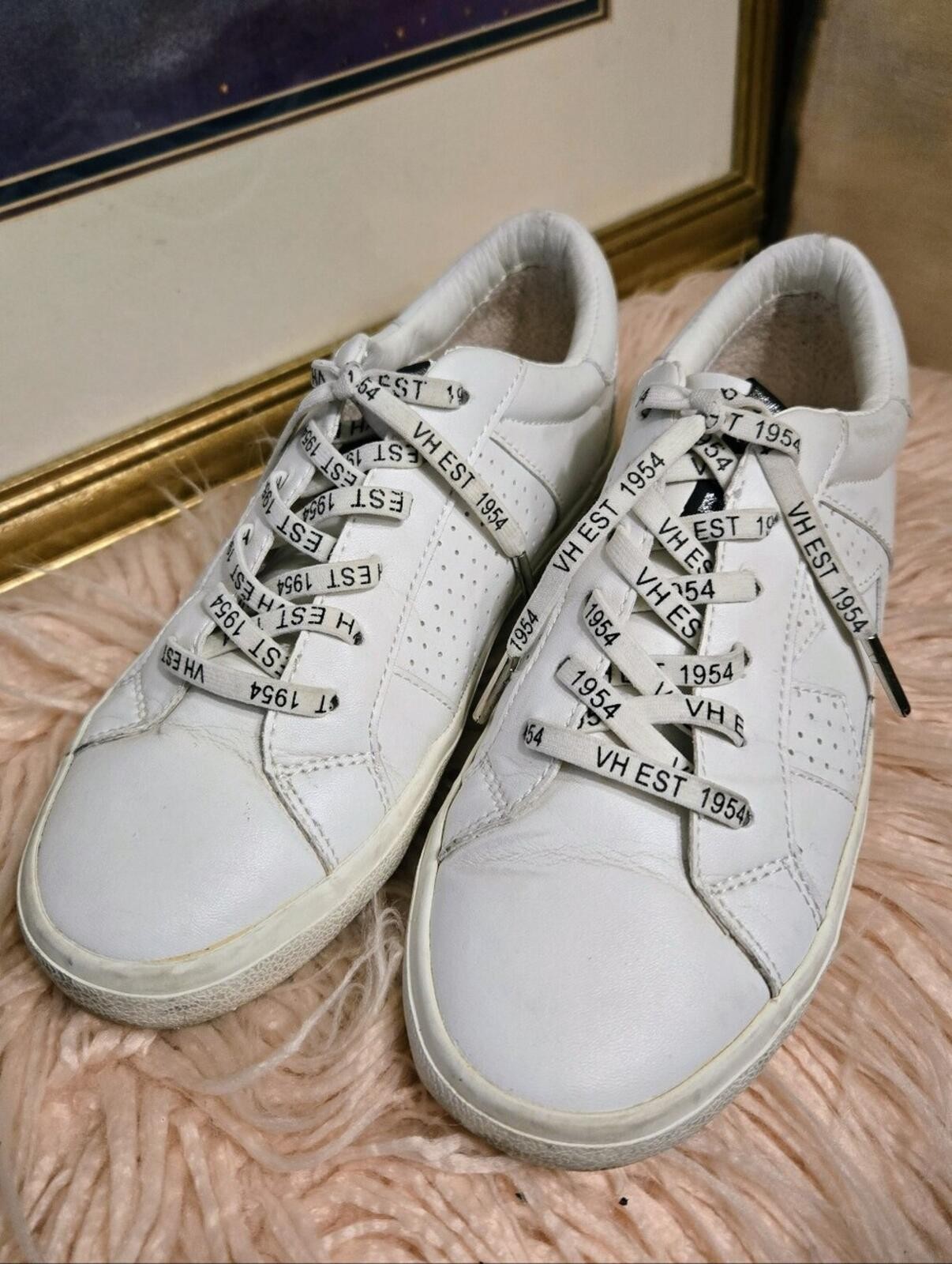 Vintage Havana White Perforated Low Top Sneakers with Star Branded Laces Sz 7.5