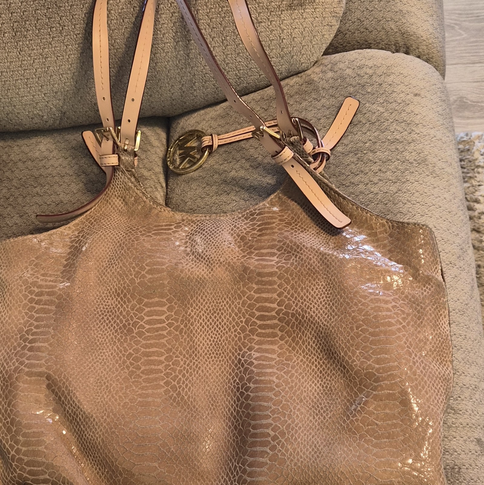 Michael Kors Brown Animal Print Shoulder Bag Gold Hardware Logo Charm Magnetic