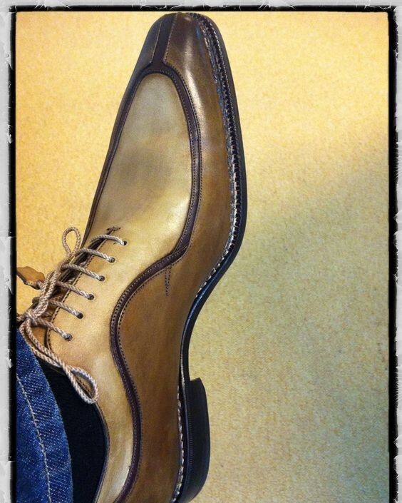 Men Handmade Genuine Leather Two-Tone Lace Up Wingtip Brogue Formal Dress Shoes