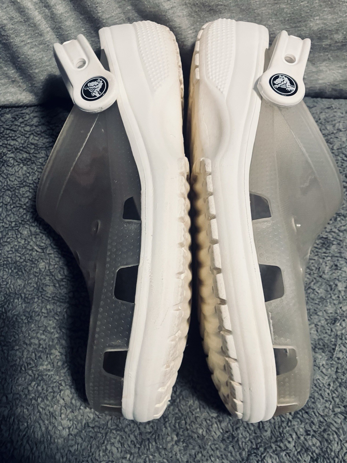 Unisex Crocs Classic Translucent Frosted Clear White Clogs Size M4 W6 GR8 Shape