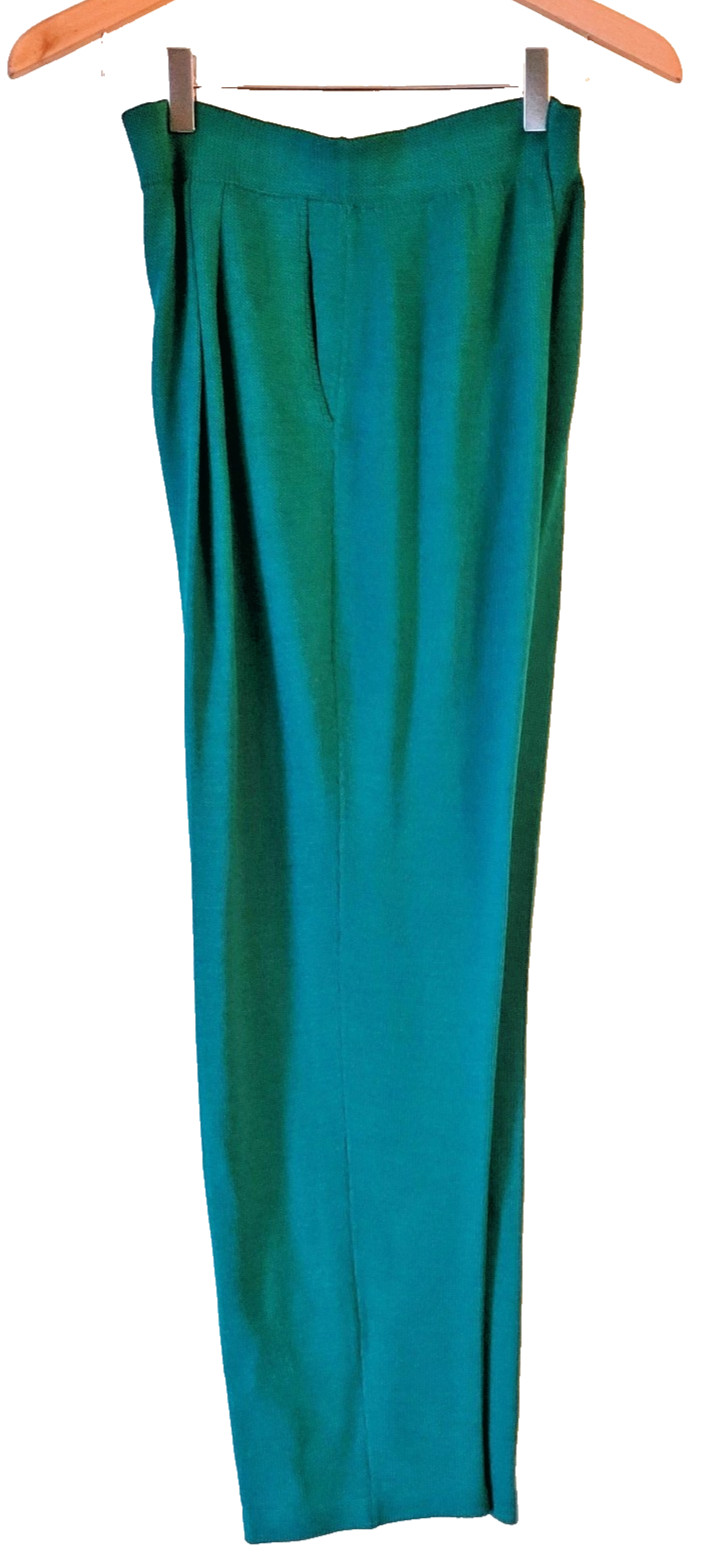 St John Collection Santana Knit Pants Green Pleated Size 8 Straight Leg Pull-On