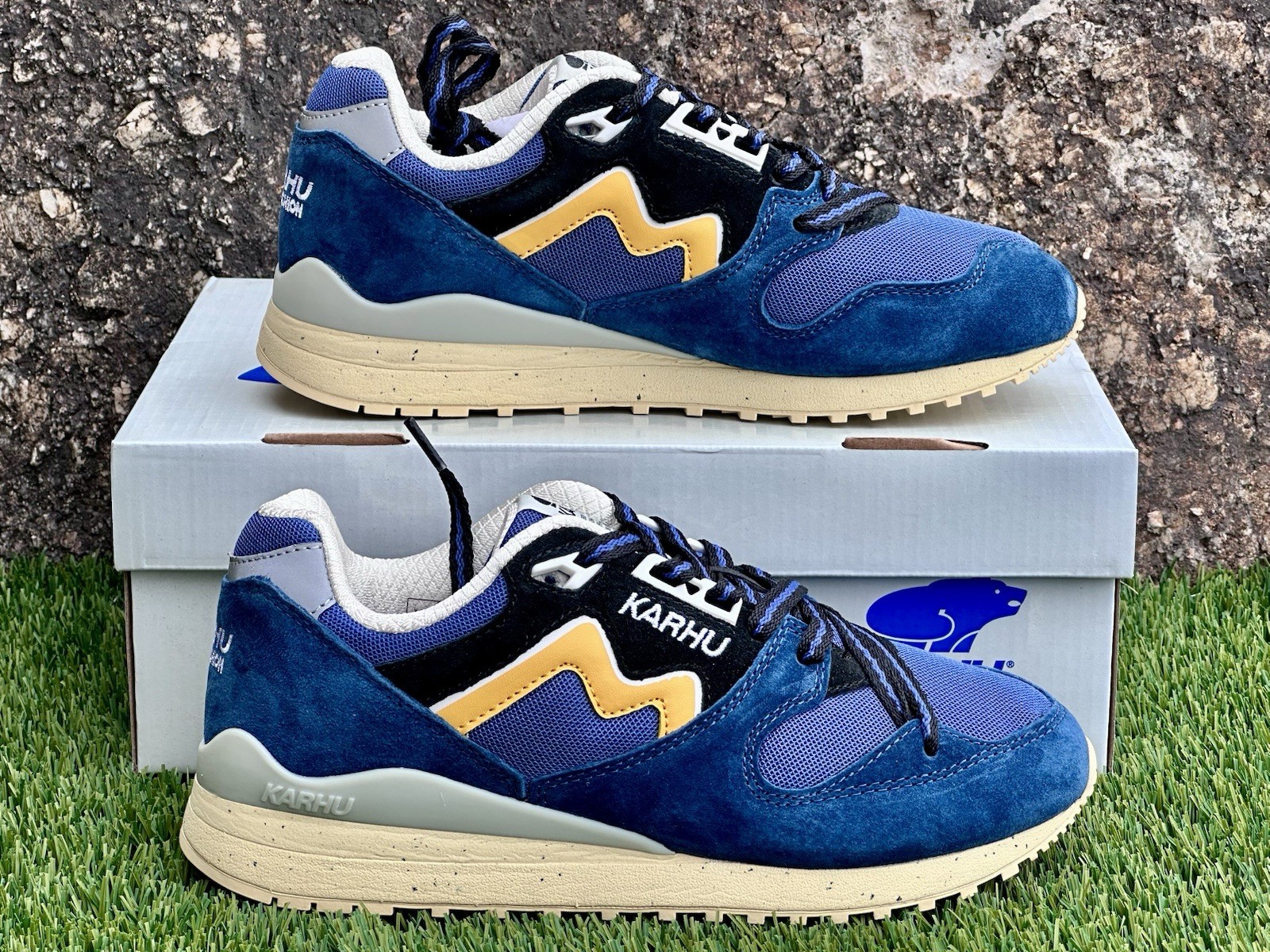 Size 8M 9.5W – Karhu Synchron Classic Retro Sneakers Blue Wing Yellow New $140