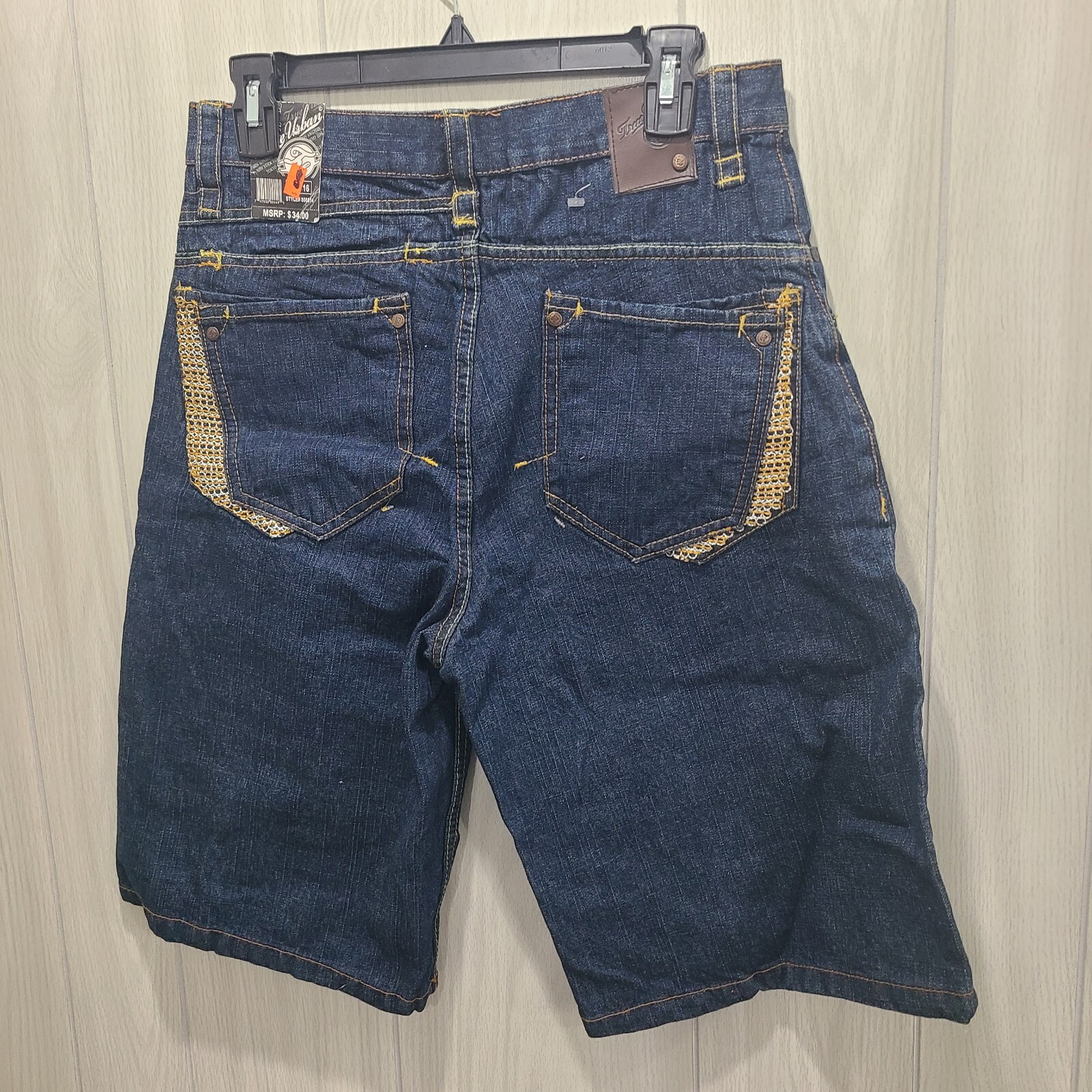 True Urban Shorts Size 16 806814 Y2K 90s Hip Hop Streetwear Skater Grunge