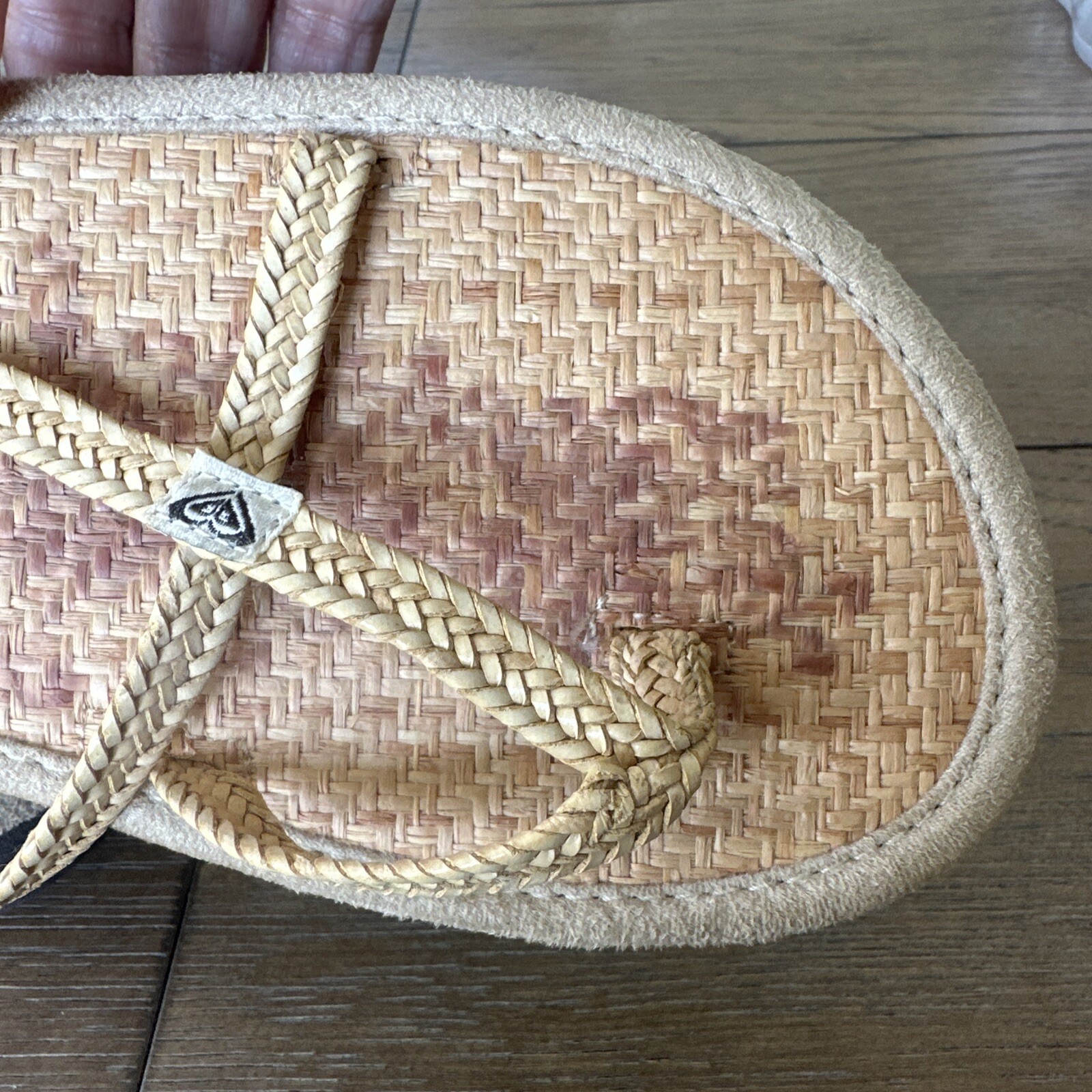 Vtg 90’s Y2K Roxy Quicksilver Sandals Straw Rattan T-Strap Brown Platform 9 9.5