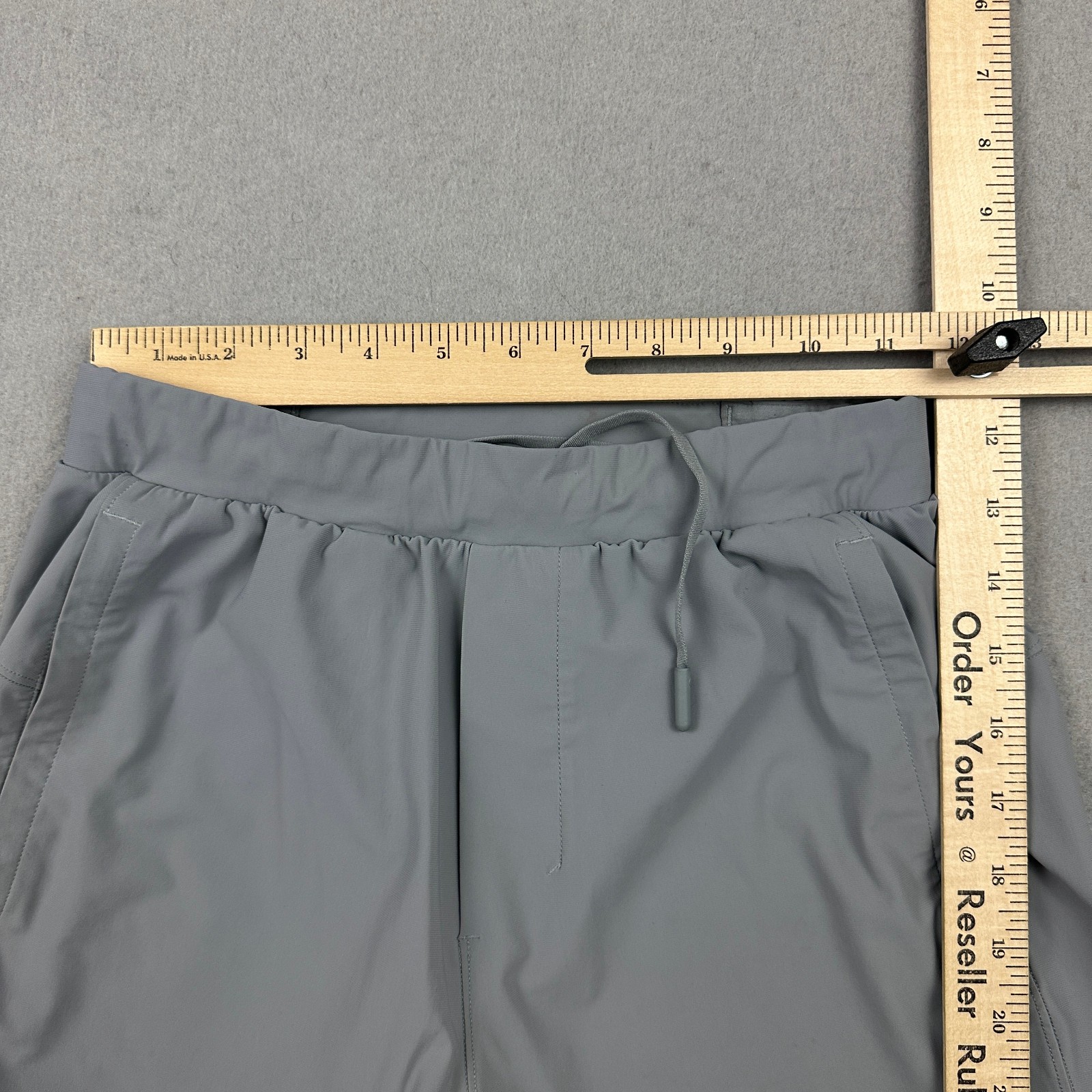 Lululemon Pants Men XS Gray Sollid Surge Jogger Stretch Running Quick Dry *