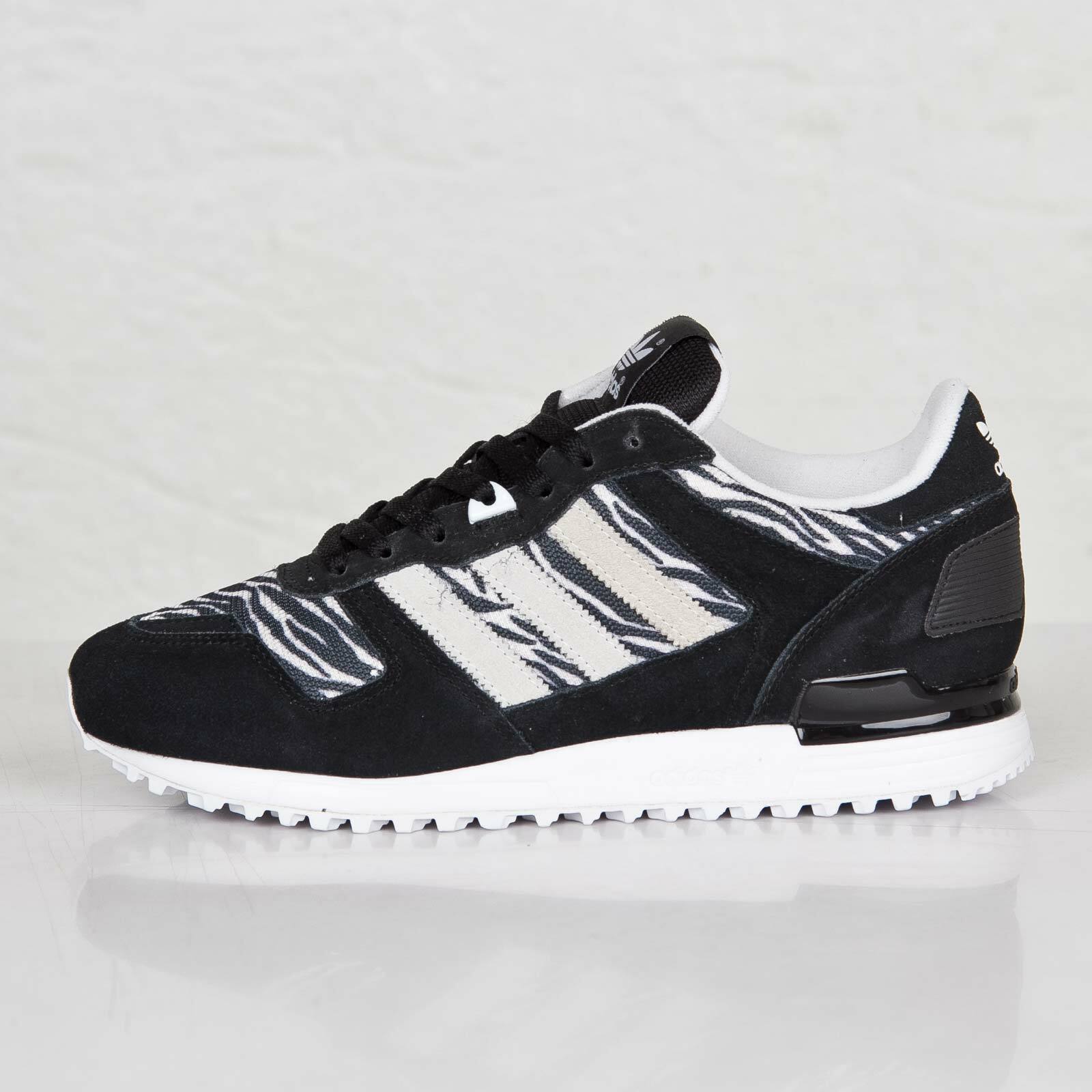 adidas ZX 700 Core Black B34331 Men Size US 5 NEW 🚚✅