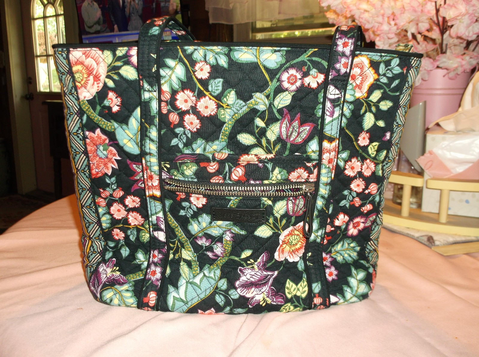 🦋🌸 New Vera Bradley Small Vera Tote~Vines Floral~EXACT 🦋🌸