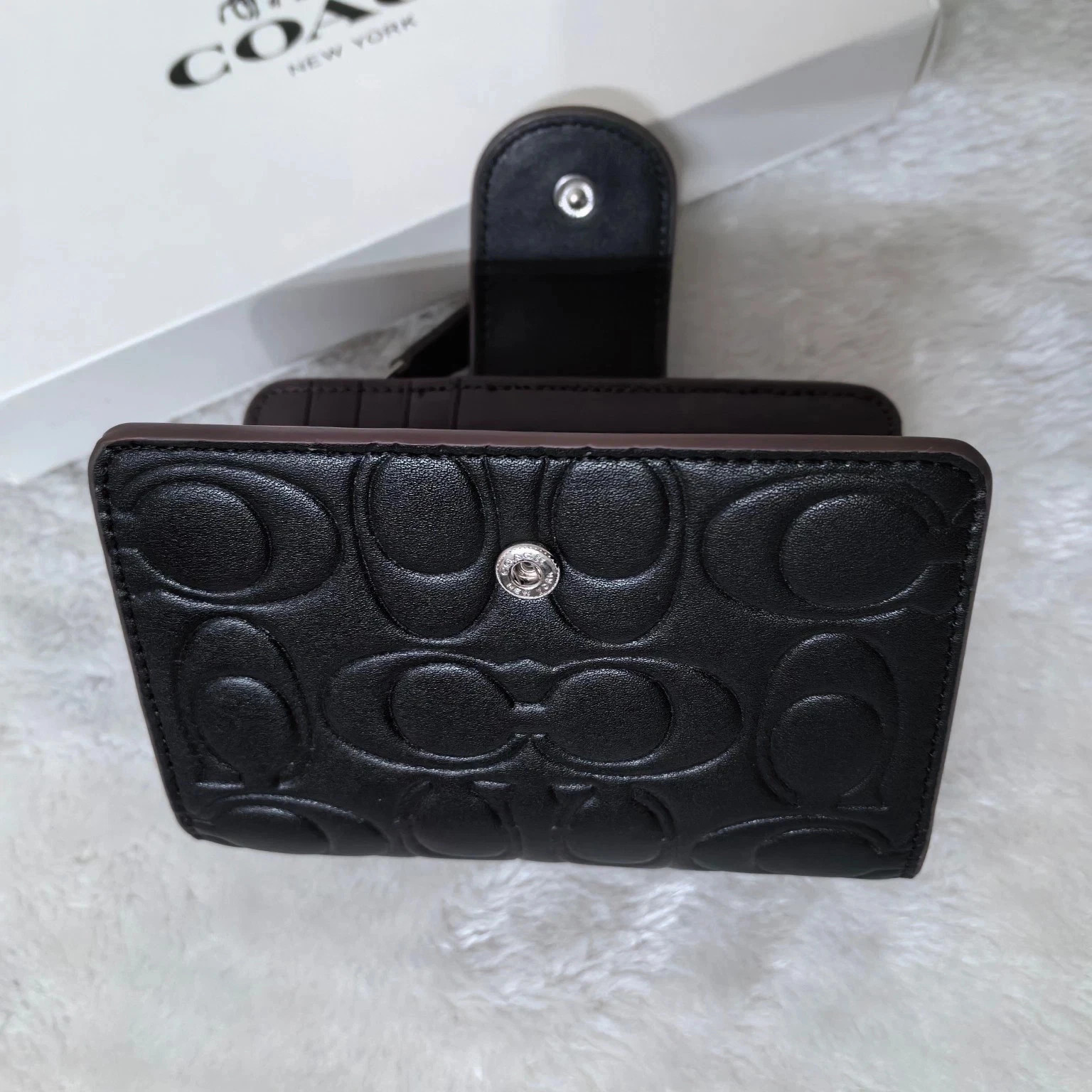 COACH Medium Corner Zip Wallet With Signature CM241 Black outlet New W/BOX