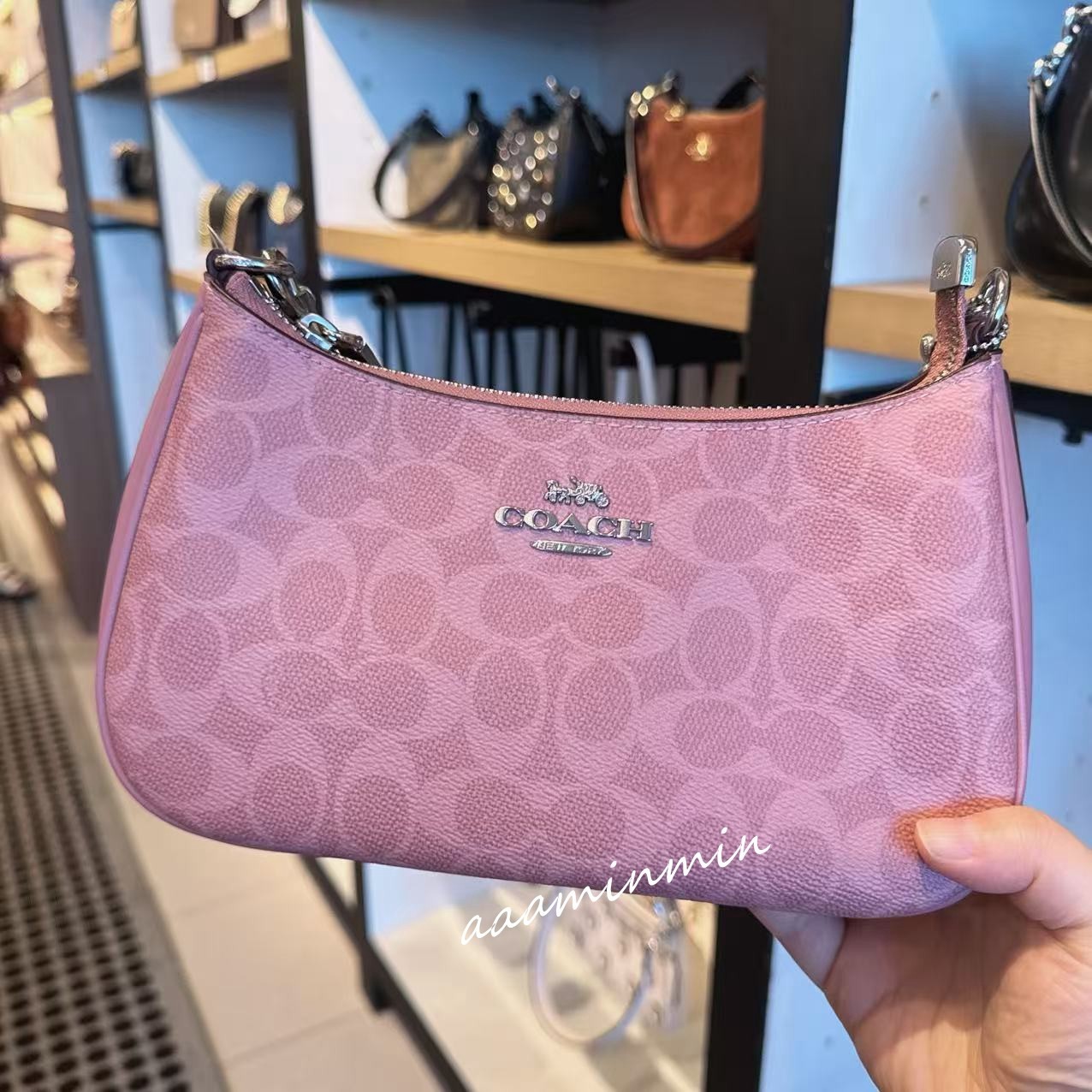 NWT COACH Teri Shoulder Bag In Signature Canvas CV933 Dusty Pink