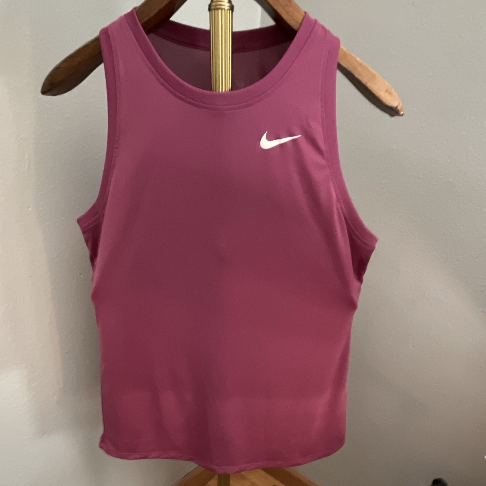 Nike Dri-FIT Men’s L Pink Sleeveless Tank Top Crew Neck Polyester Logo