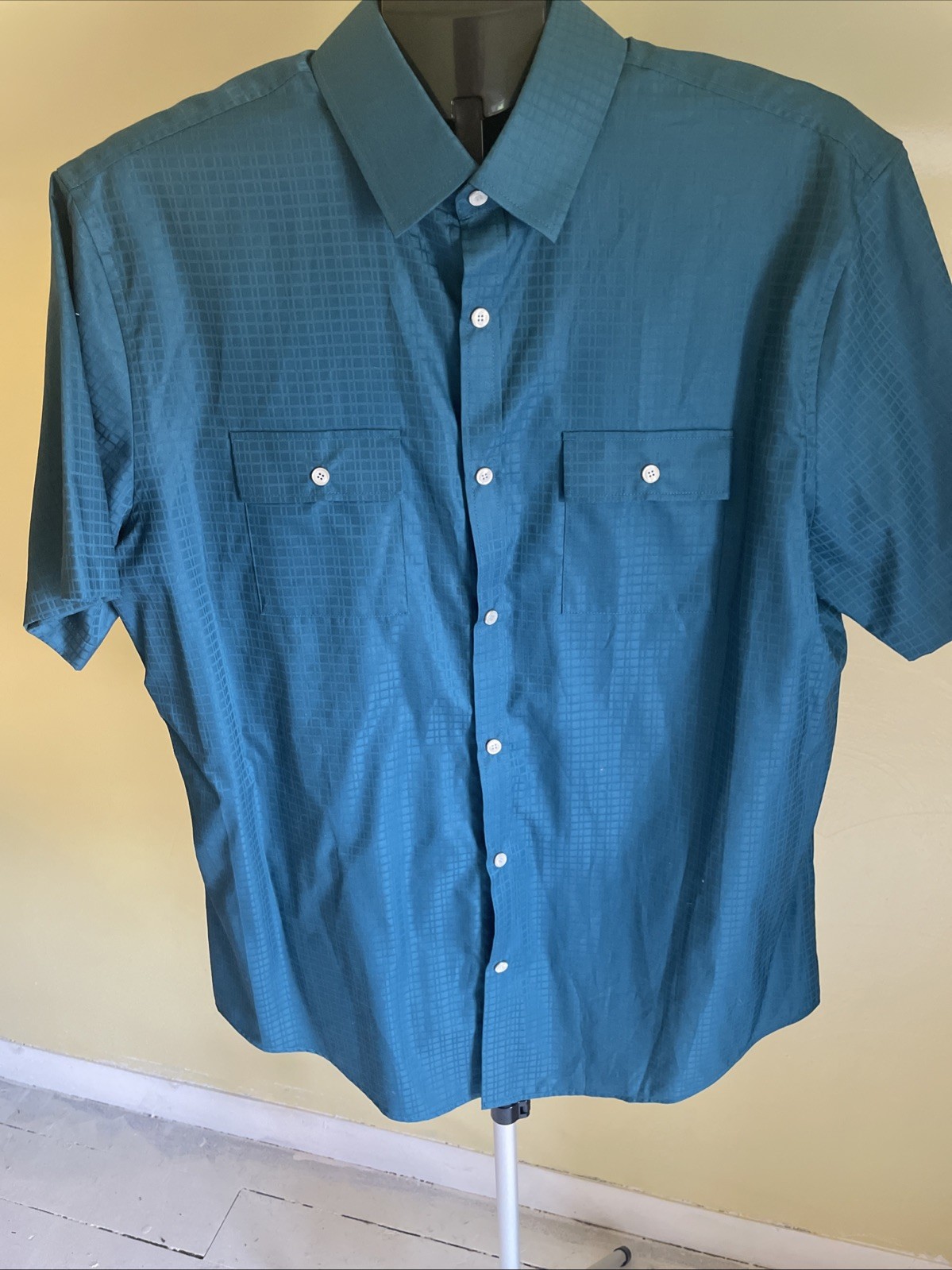 Murano Men’s Large NWT Button-Snap Front Blueish/Green Color