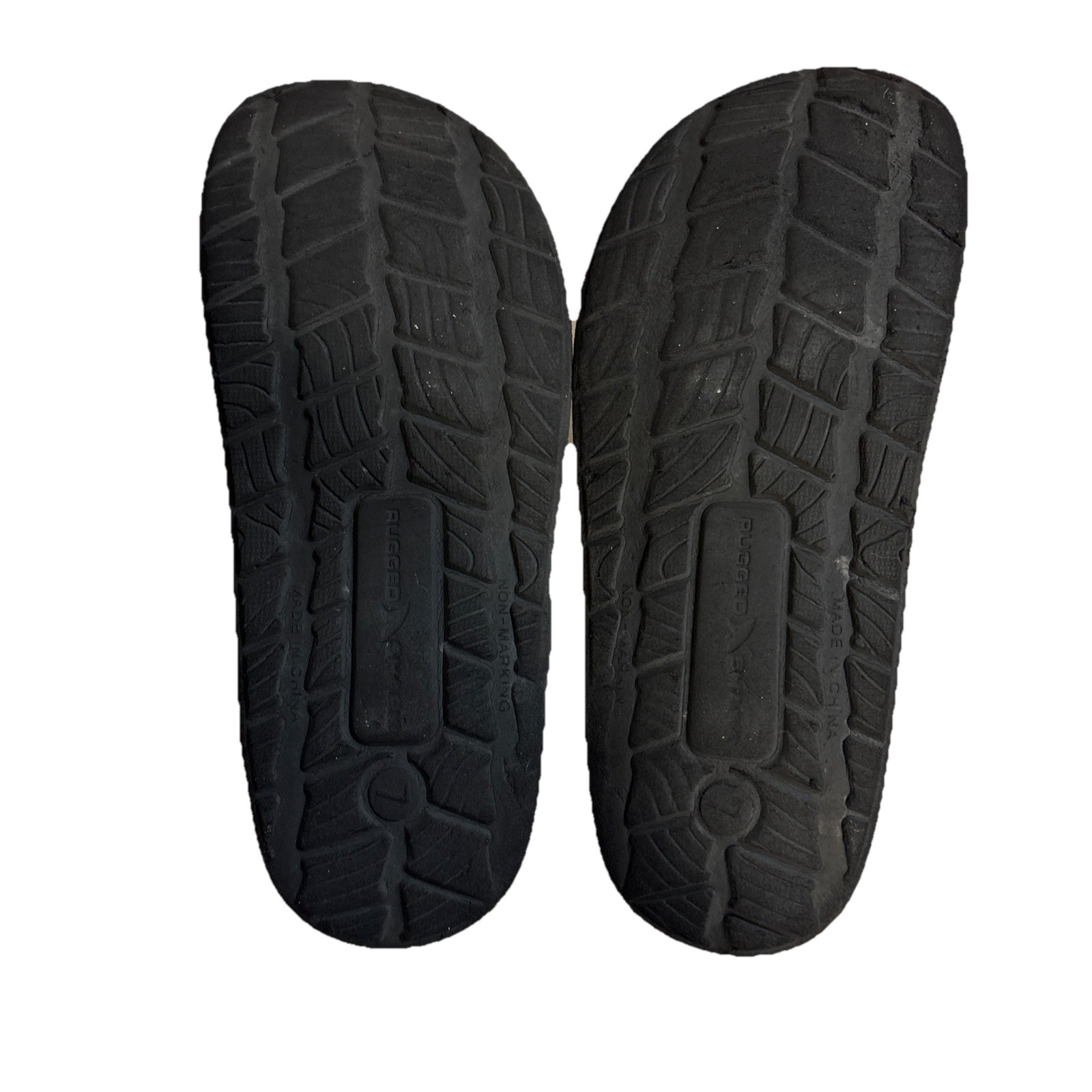Rugged Shark Clog Sandals Size 7 Black Slip On Rubber Water Shoes